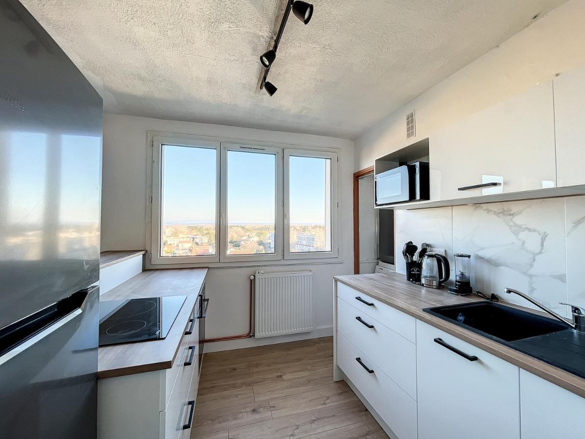 Agreable Appartement 4 Pieces, Vue Mont Ventoux, Proche Remparts Avinhão Exterior foto