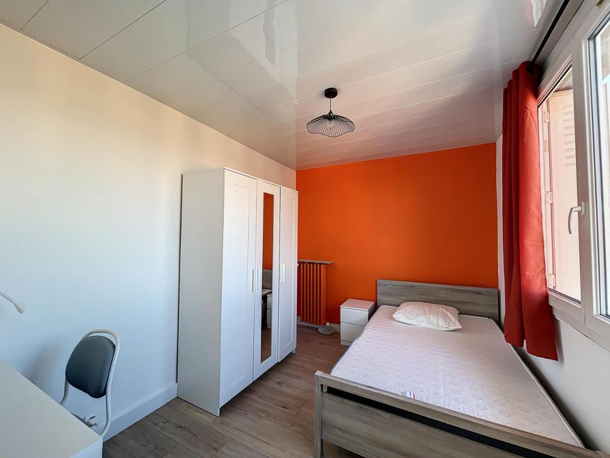 Agreable Appartement 4 Pieces, Vue Mont Ventoux, Proche Remparts Avinhão Exterior foto